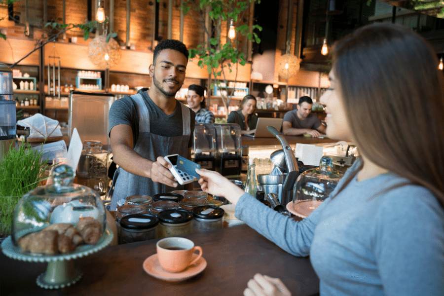 Cuadra la caja y controla todas tus transacciones con un software tpv para bares y restaurantes.