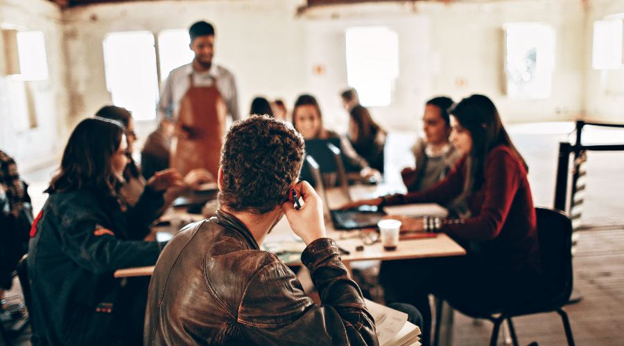 camarero-profesional-para-bares App para contratar a camareros profesionales para bares y restaurantes