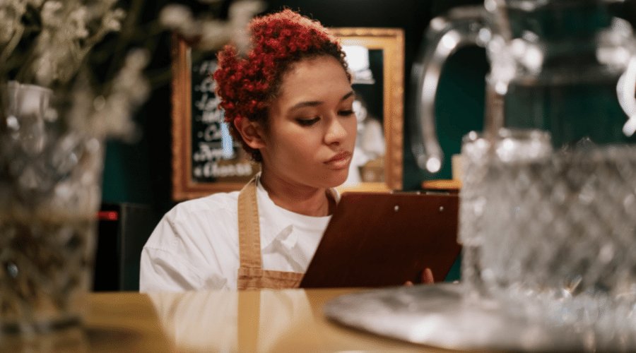 trabajar-de-camarero-en-restaurantes Trabajar de camarero sin experiencia en bares y restaurantes