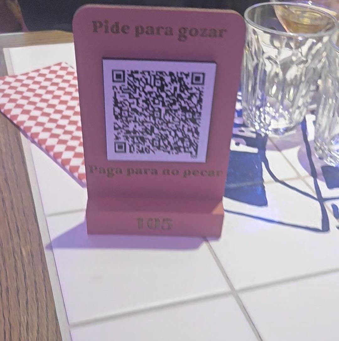 QR en mesa beata pasta camarero 10